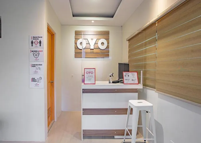 Oyo 605 The Quarters Hotel 2*